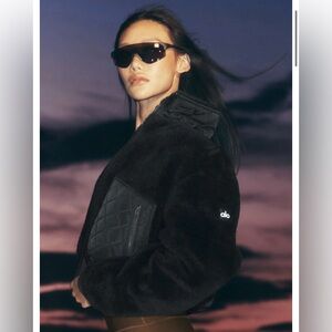 New Alo Sherpa Jacket